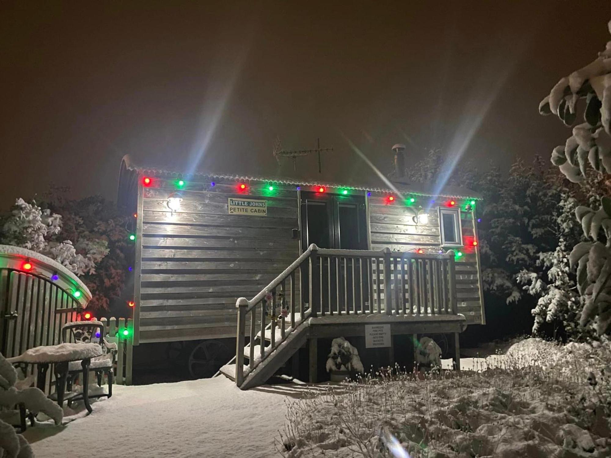 The Little John Petite Cosy Log Cabin - Sleeps 2, Great For Romantic Breaks, Couples, Single Guests, Near Sherwood Forest At Fairview Farm, Nottingham Set In 88 Acres Blidworth Exterior photo